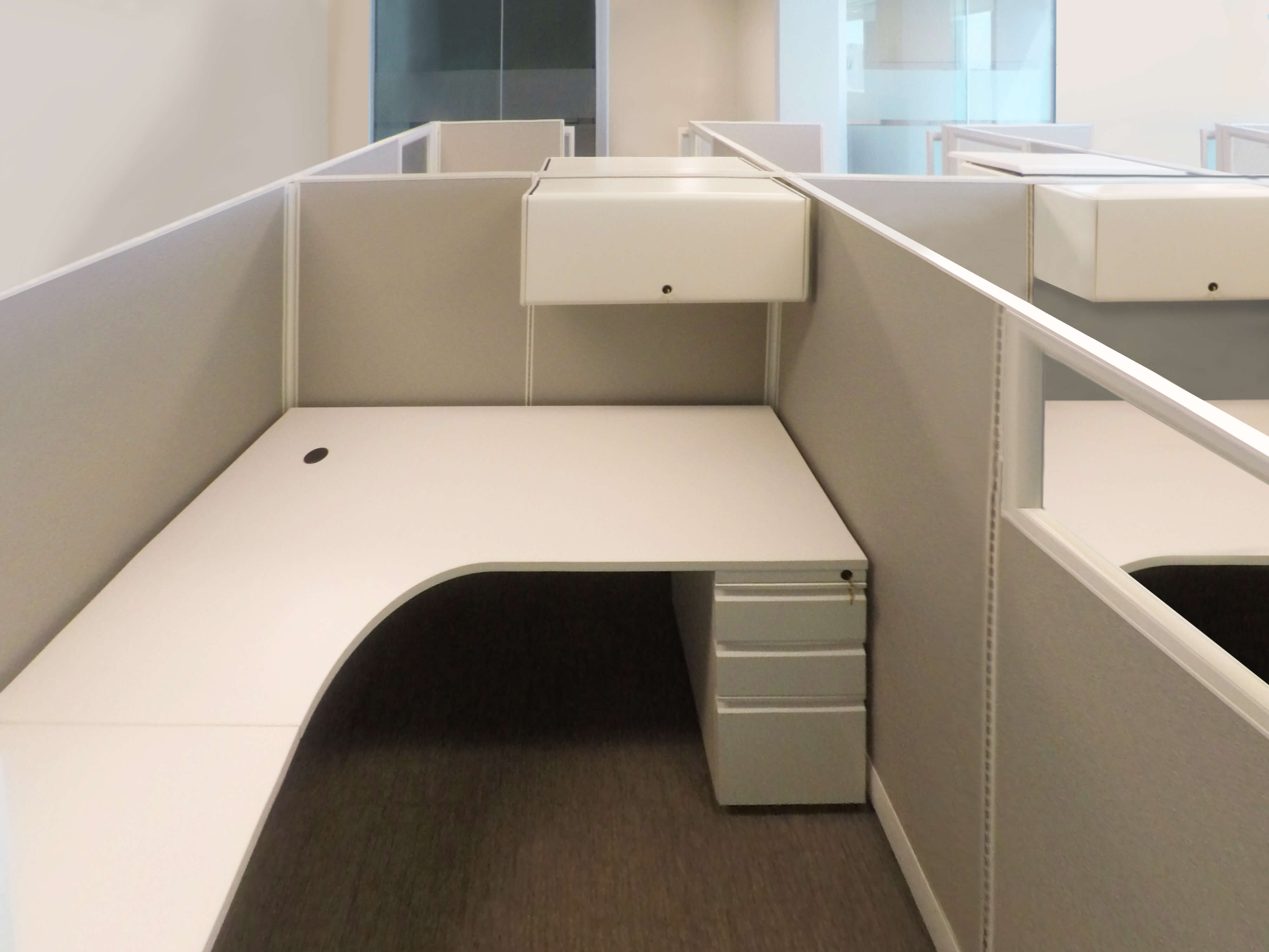 L shaped cubicles 529 4 L shaped cubicles 529 4
